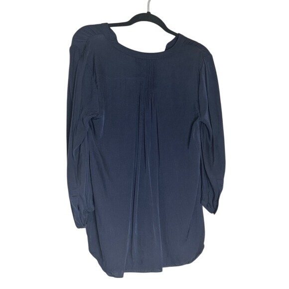Quince Washable Silk Pleat Back Blouse Long Sleeve Navy Blue Quiet Luxury Size M - Picture 2 of 5